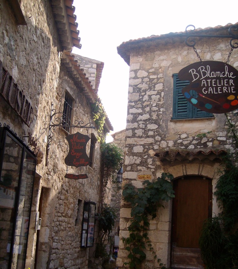 SANYO DIGITAL CAMERA