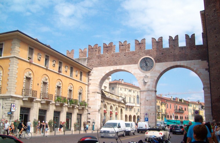 SANYO DIGITAL CAMERA